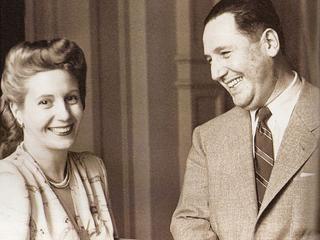 Veranstaltungen in Chemnitz - Stadtstreicher - Evita Perón zum 100. Geburtstag - Die Heilige vom Rio de la Plata Veranstaltungen in Chemnitz - Stadtstreicher - Evita Perón zum 100. Geburtstag - Die Heilige vom Rio de la Plata